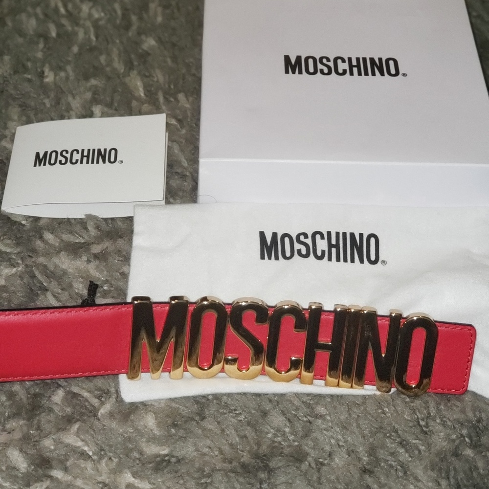 (SOLD)Moschino Belt 50